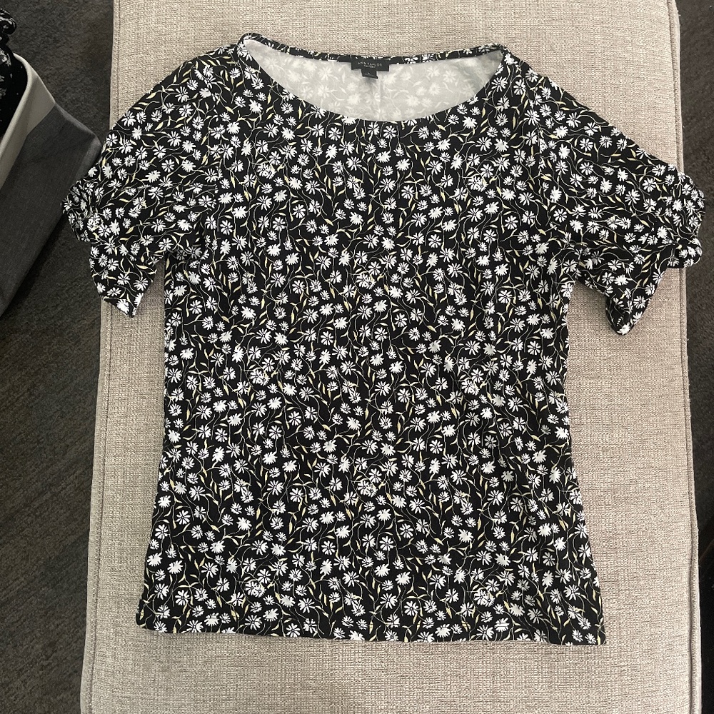 Used - Ann Taylor Women’s Blouse (S)